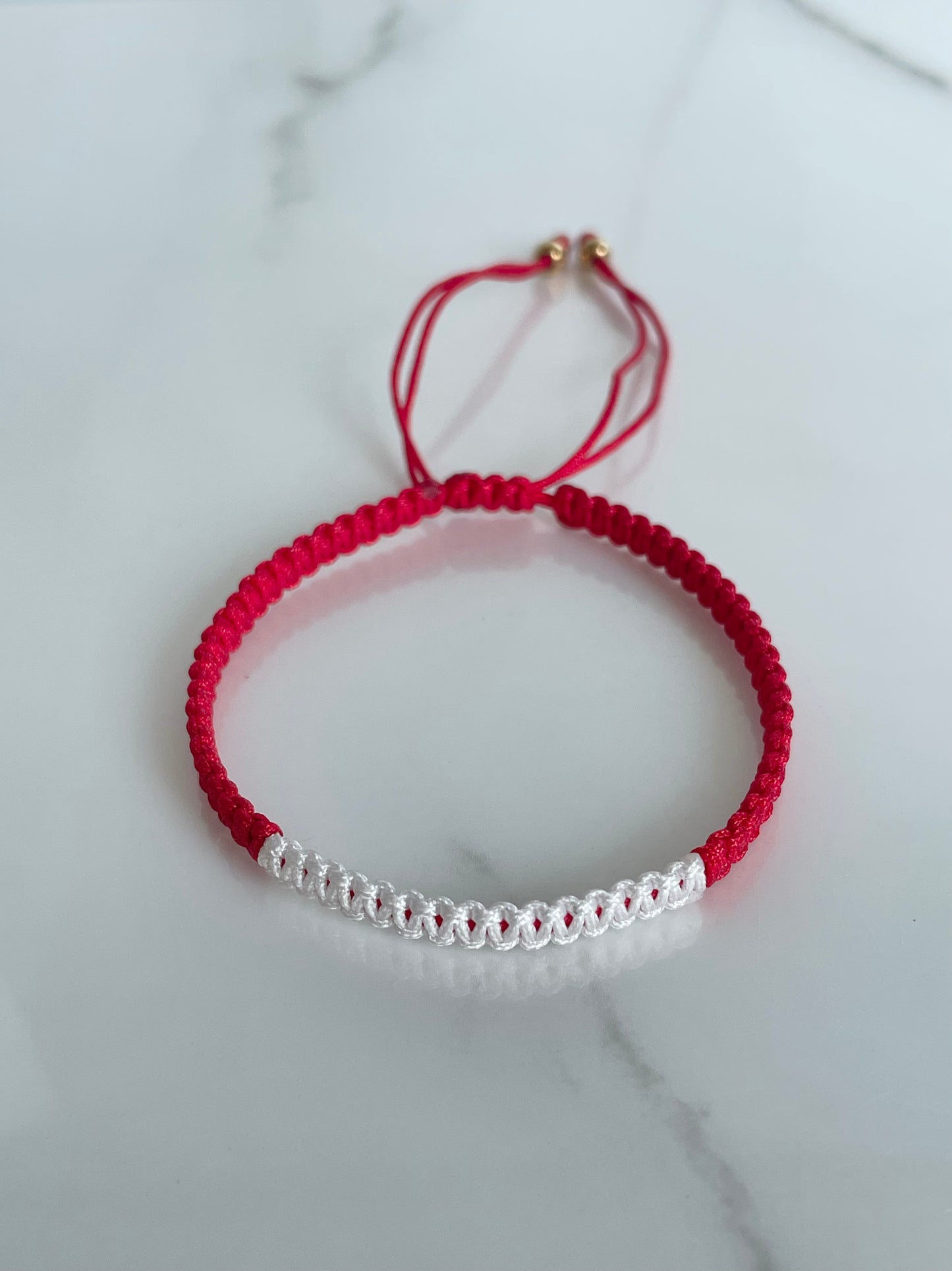 Pulsera tejida Perú bandera