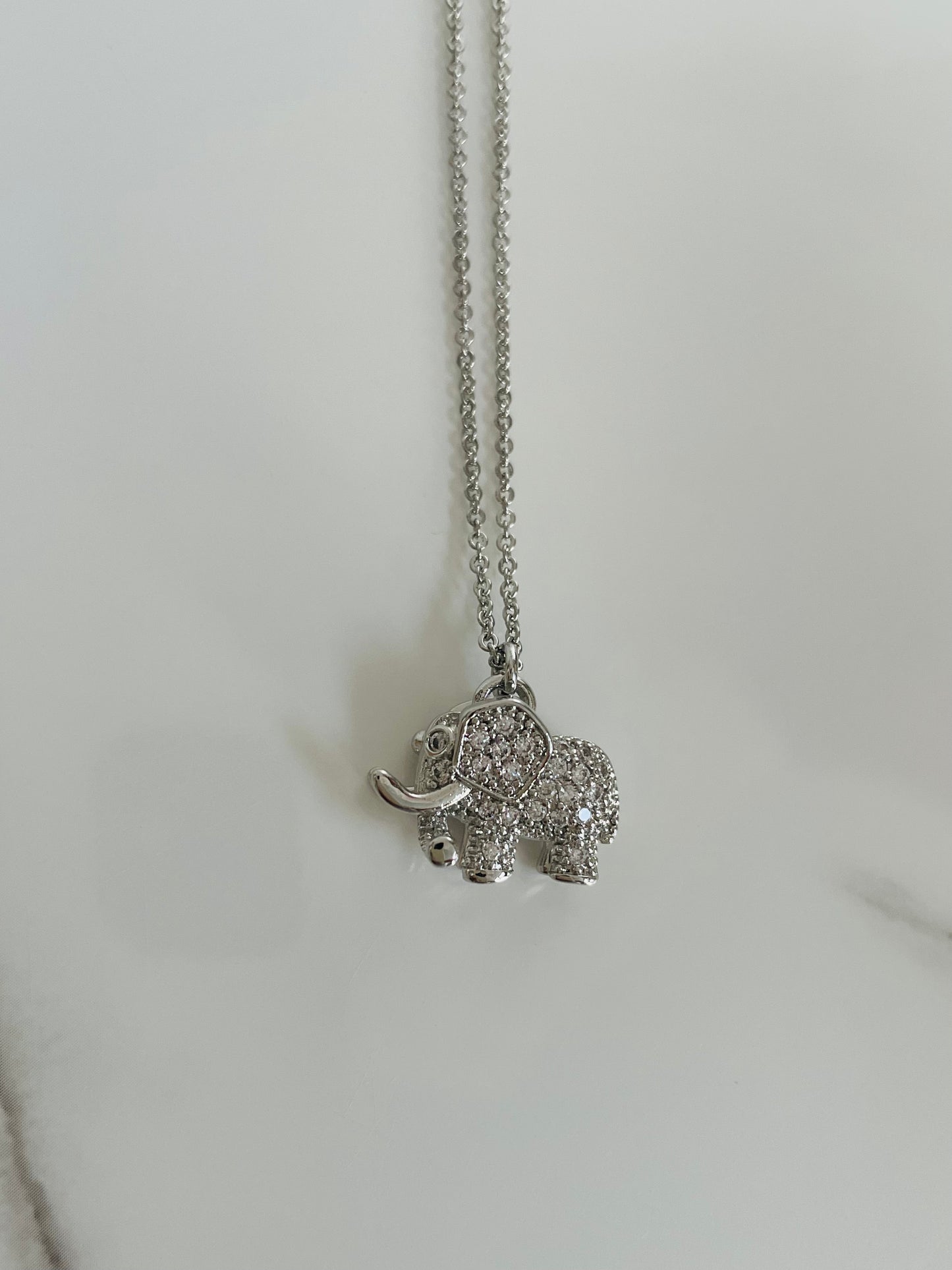 Collar Elefante sen plateado