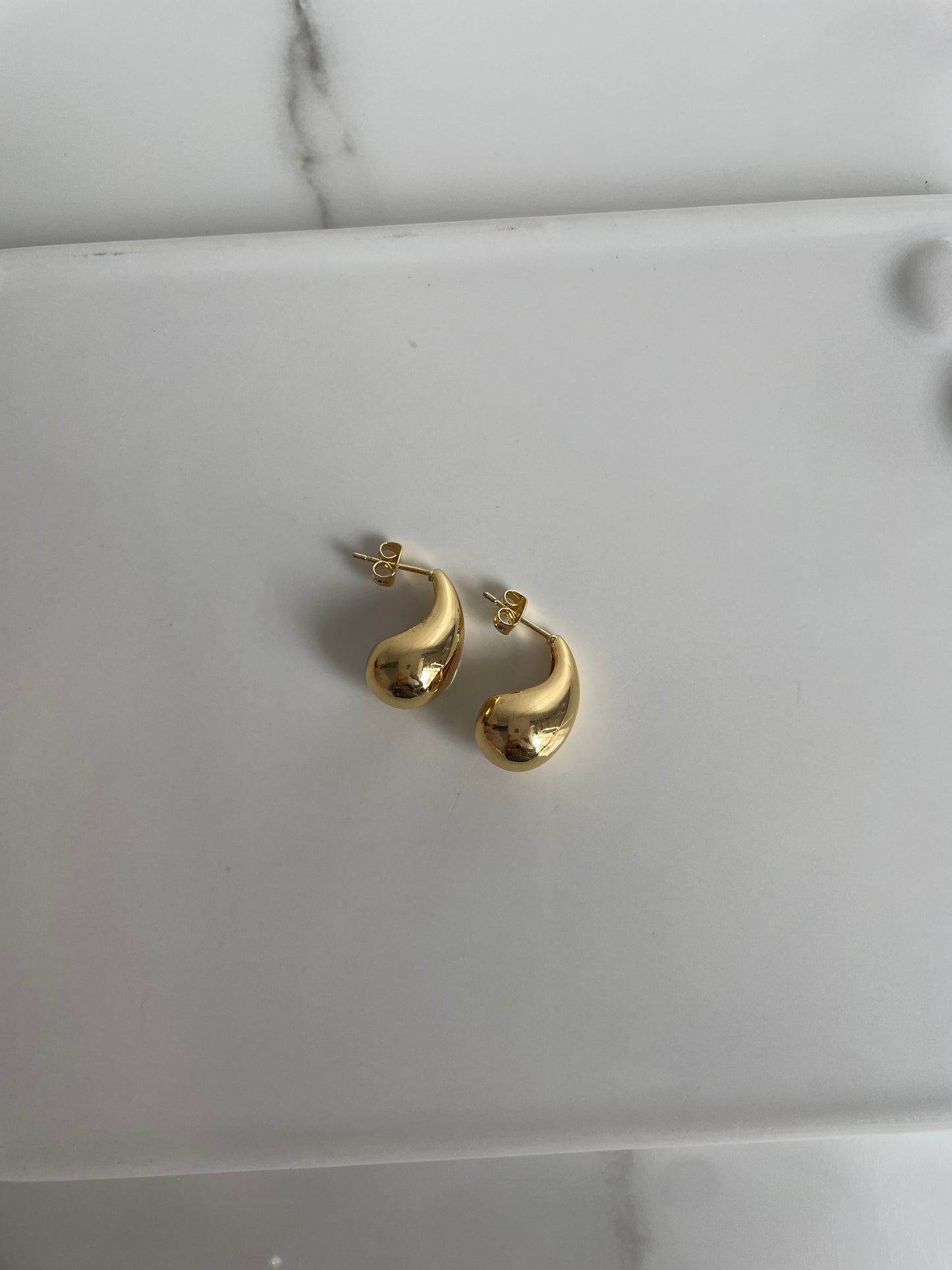 Aretes Drop Mediano Dorado