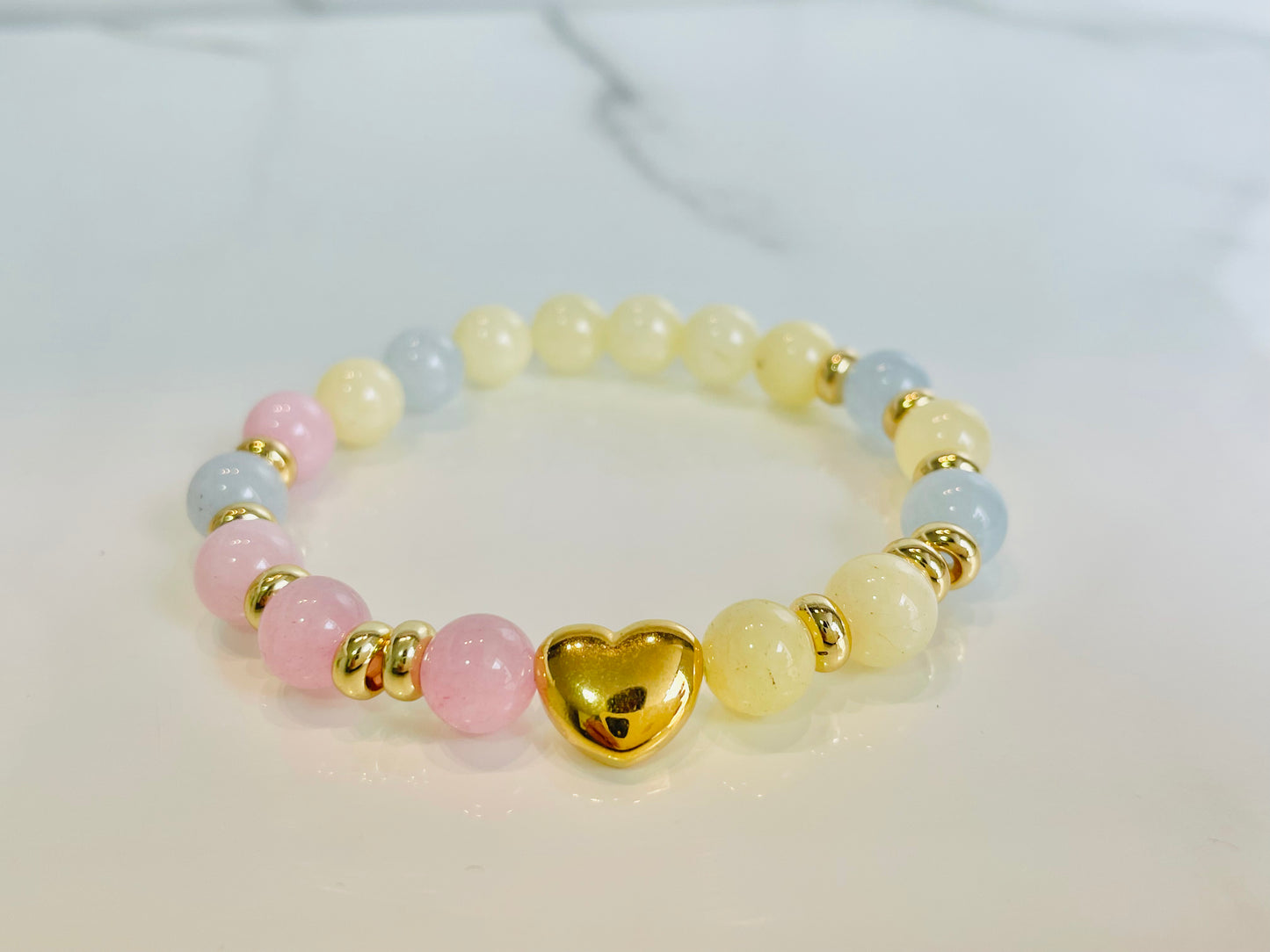 Pulsera pastel, calcita, corazón